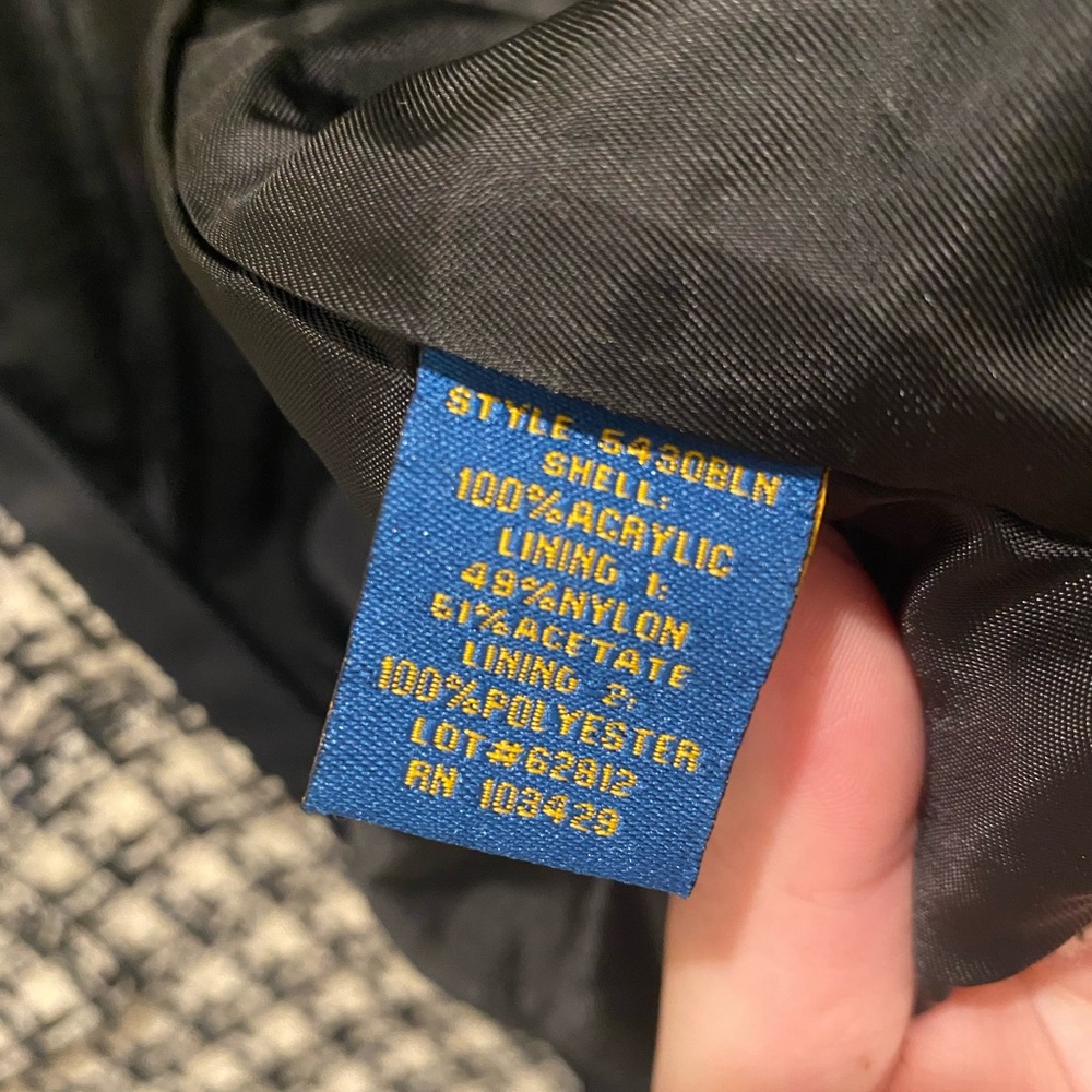 Women’s Jacket - Picture 6 of 6